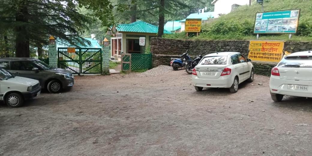 Hotel Forest View Lāhri Екстериор снимка